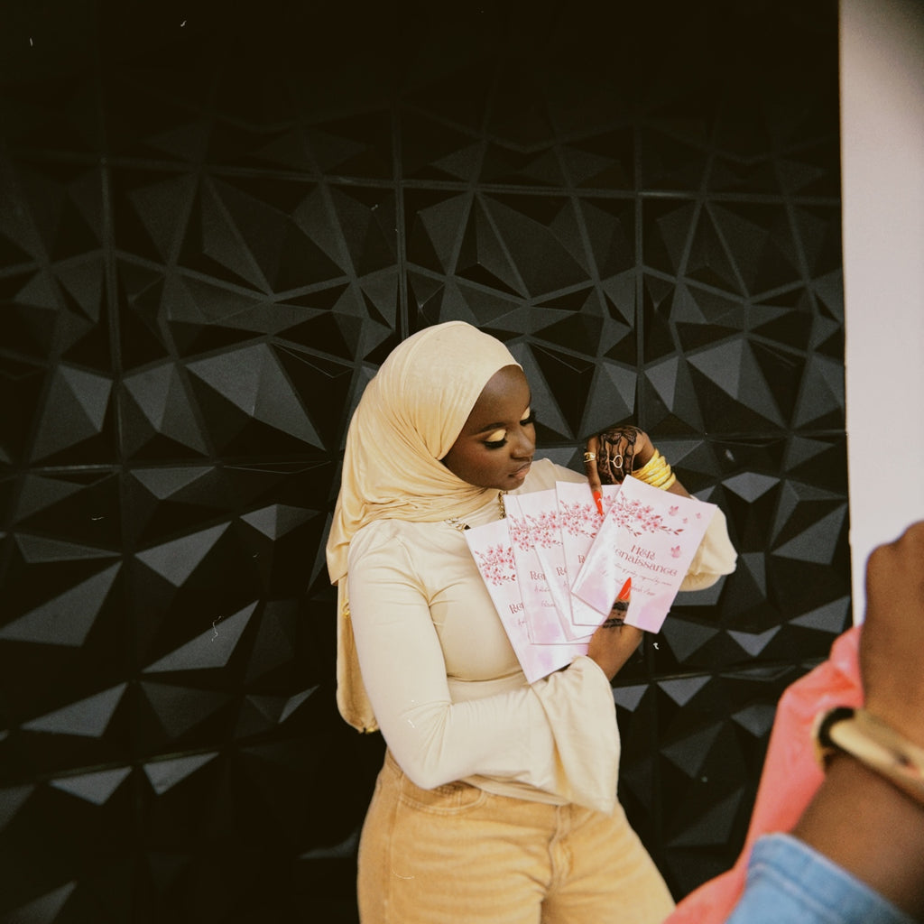 HER Renaissance Poetry Book